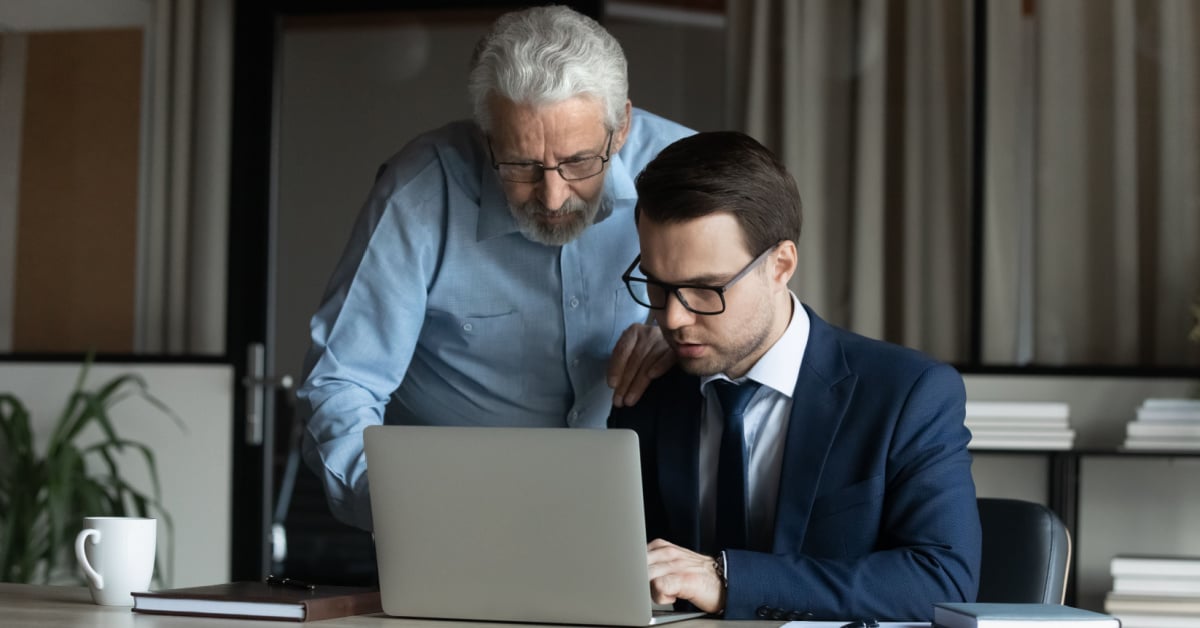 reverse mentoring  (2)